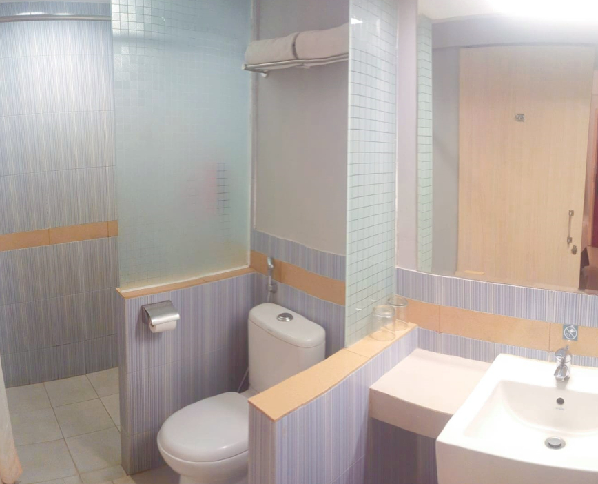Bathroom 3