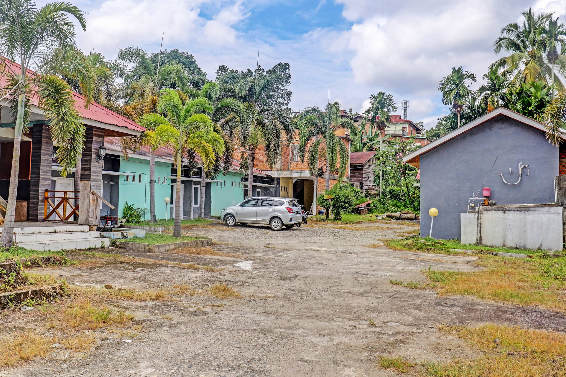 Exterior & Views 2, Super OYO 90483 Homestay Permata, Merangin