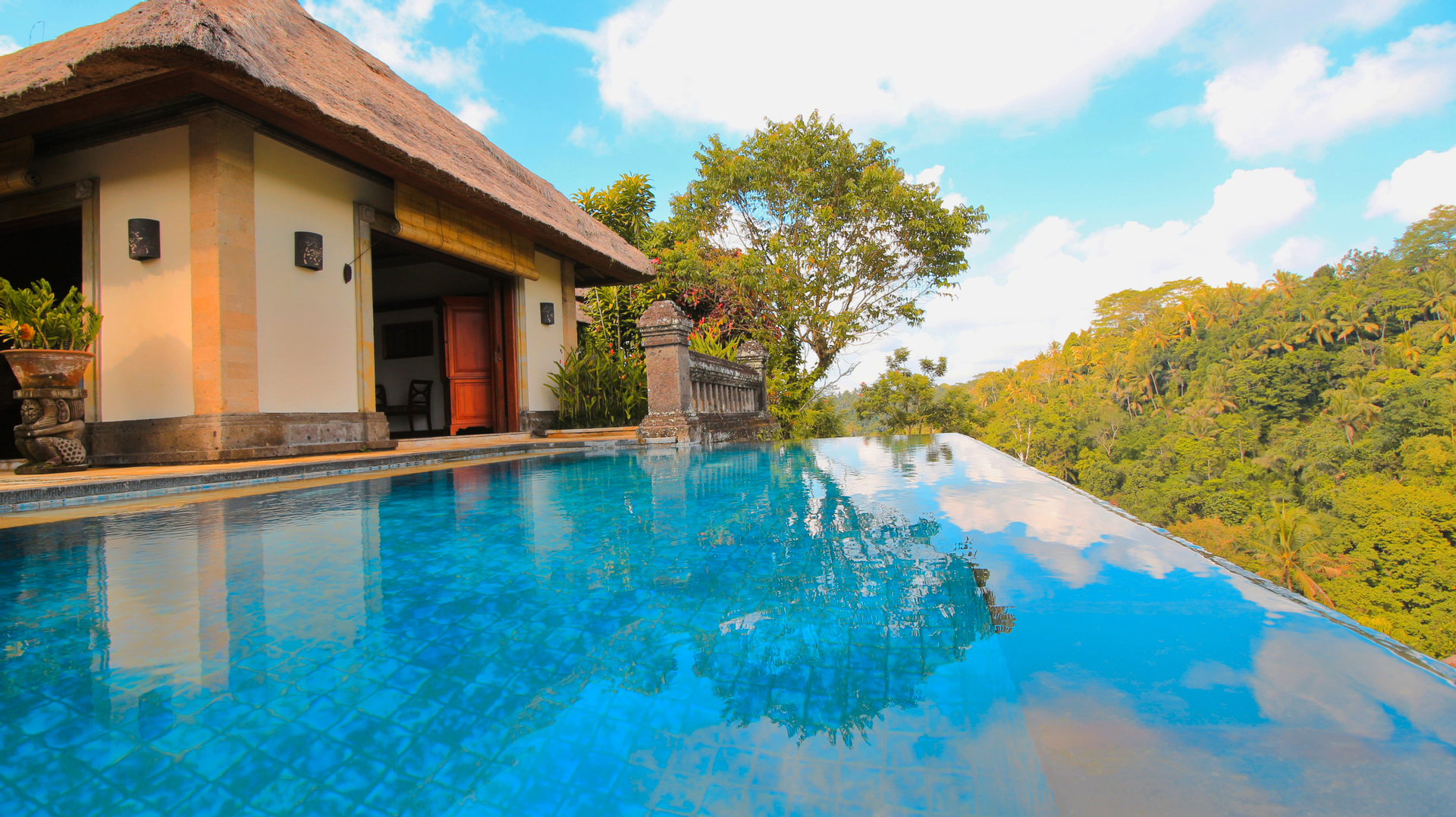 Srikandi One-Bedroom Valley View Pool Villa