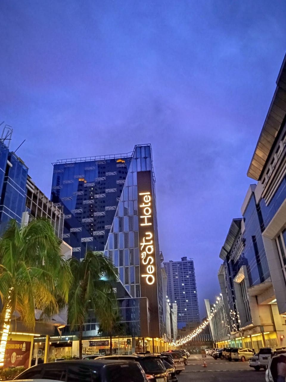Exterior & Views 2, deSatu Hotel Medan, Medan