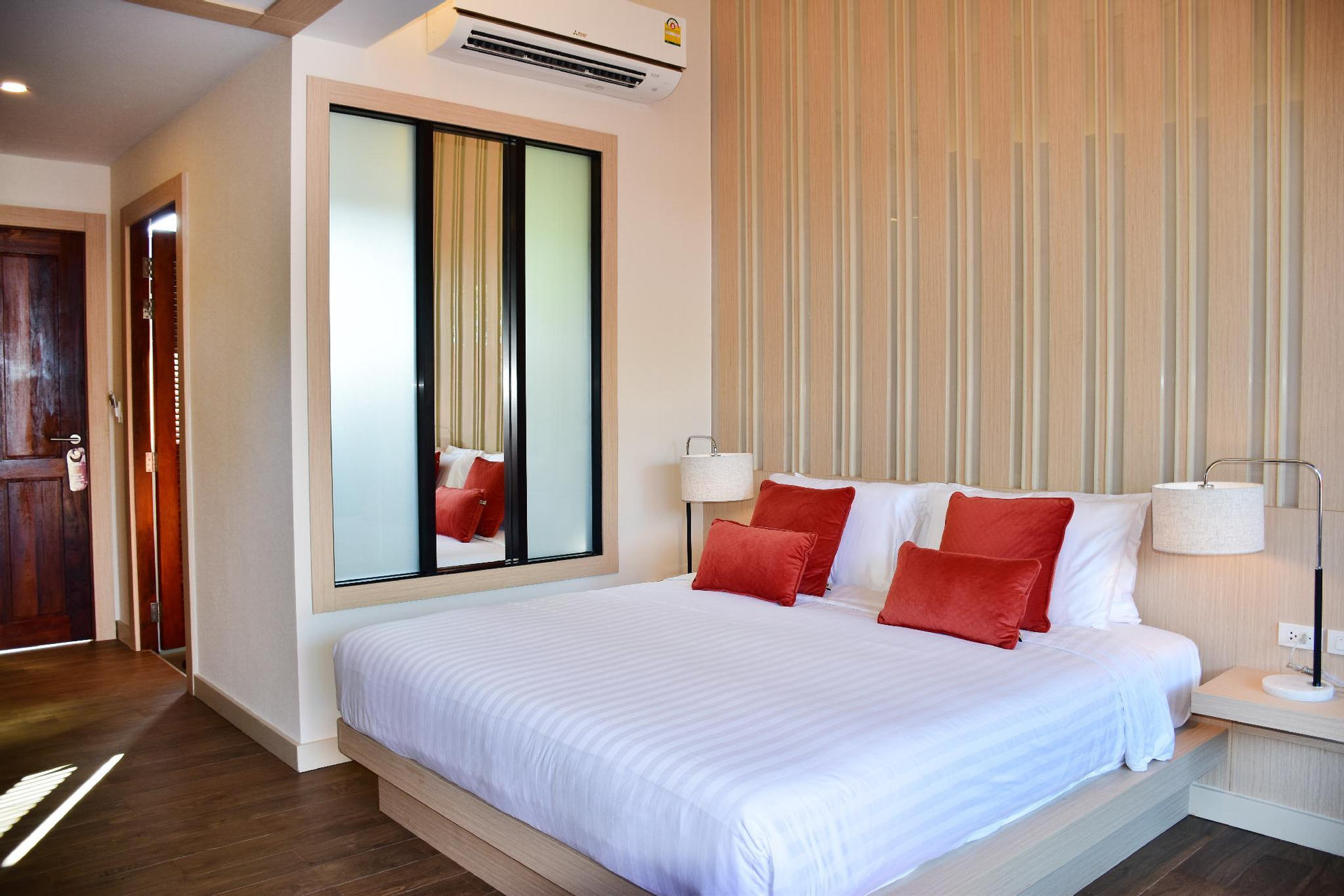Bedroom 3, Lanta Sand Resort & Spa, Ko Lanta