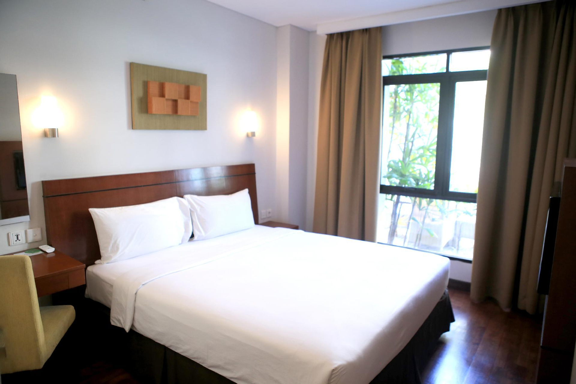 Bedroom 2, Grand Kuta Hotel and Residence, Badung