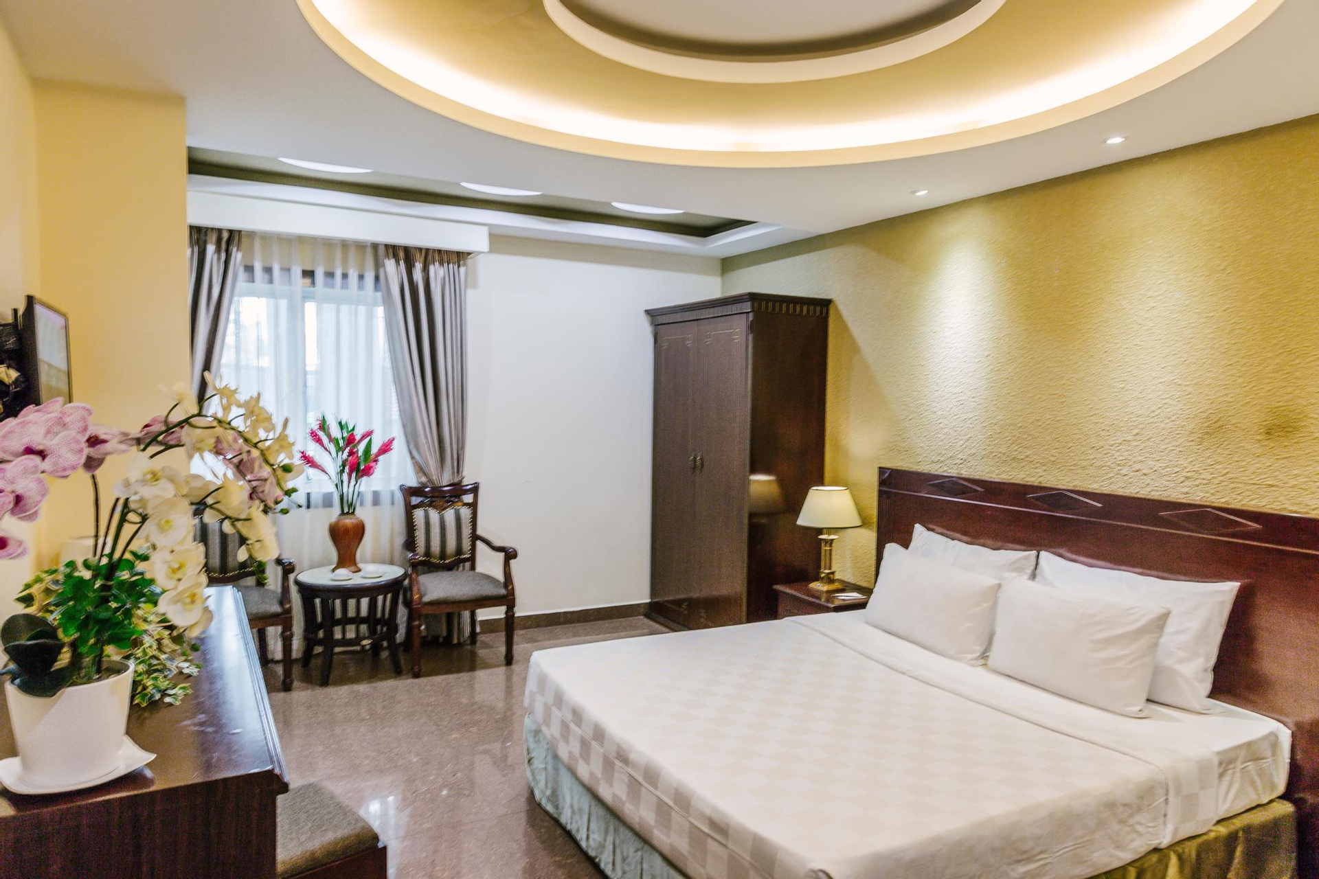 Bedroom 3, Ambassador Saigon Hotel, Quận 1