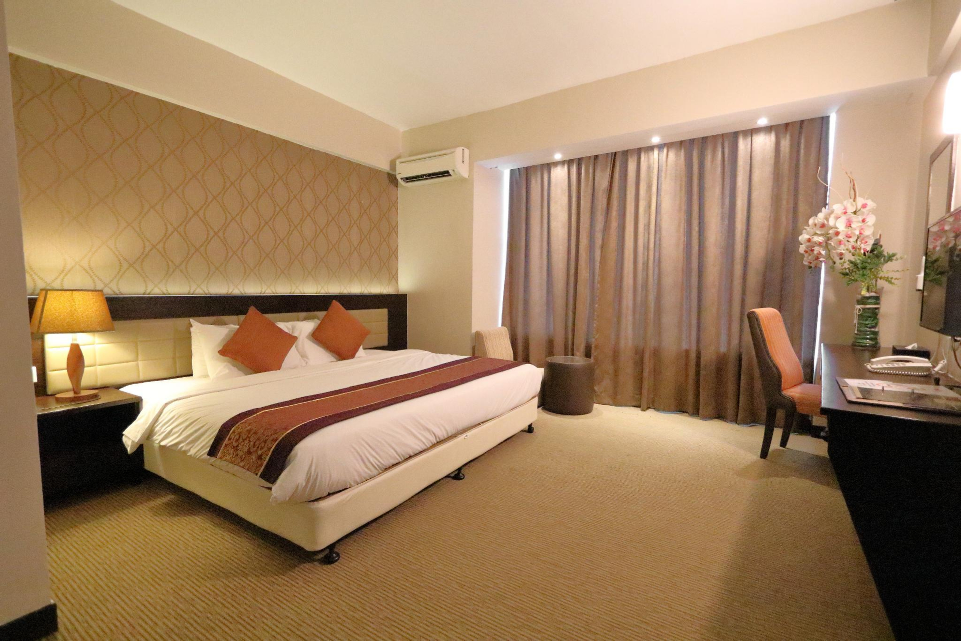 Bedroom, The Guest Hotel & Spa, Port Dickson