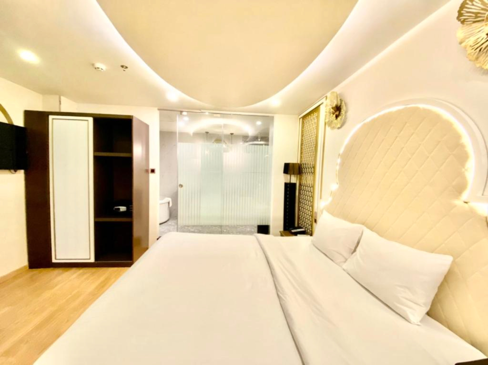 Bed 15
