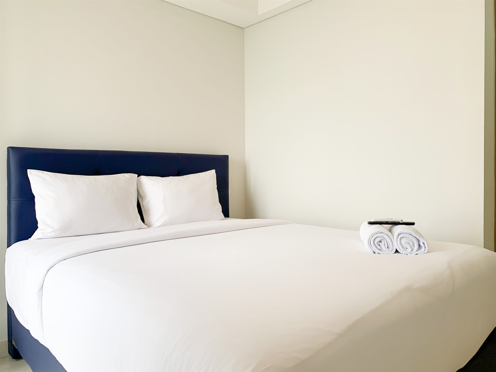 Nice and Comfort 1BR at Gold Coast Apartment By Travelio, North Jakarta
