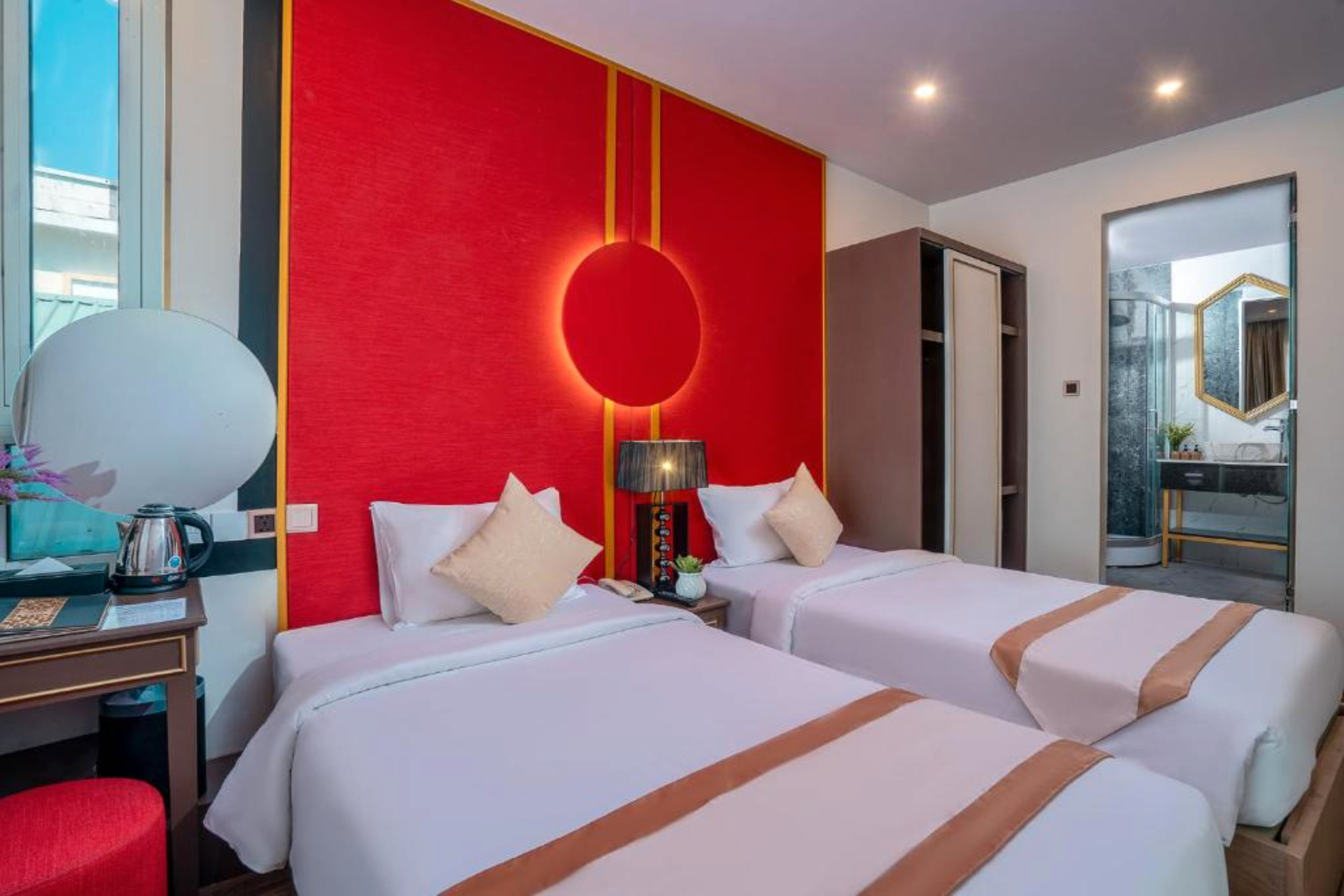 Bed 8