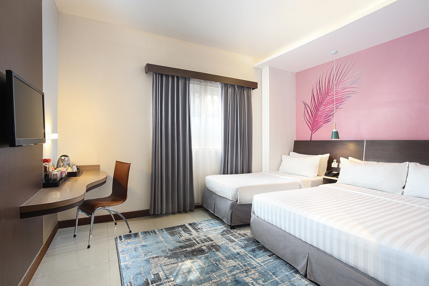 Kamar Keluarga Double atau Ranjang Lain