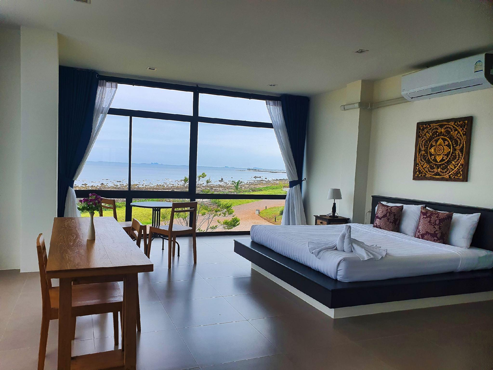 Bedroom 4, The Beach Resort & Residence, Pathiu