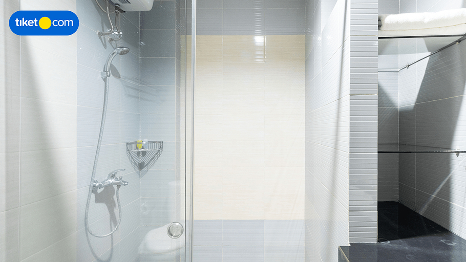 Bathroom 3