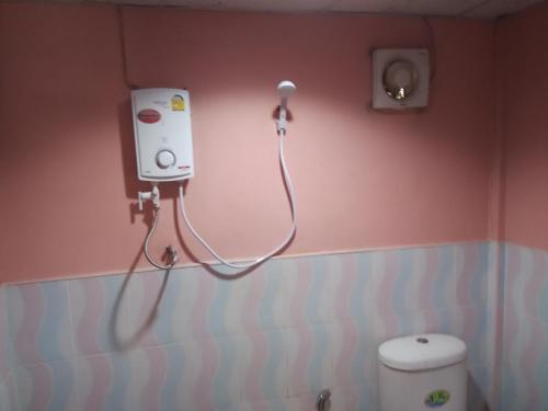 Bathroom 5, ห้องพัก โฮมทรัพย์, Sawang Daen Din