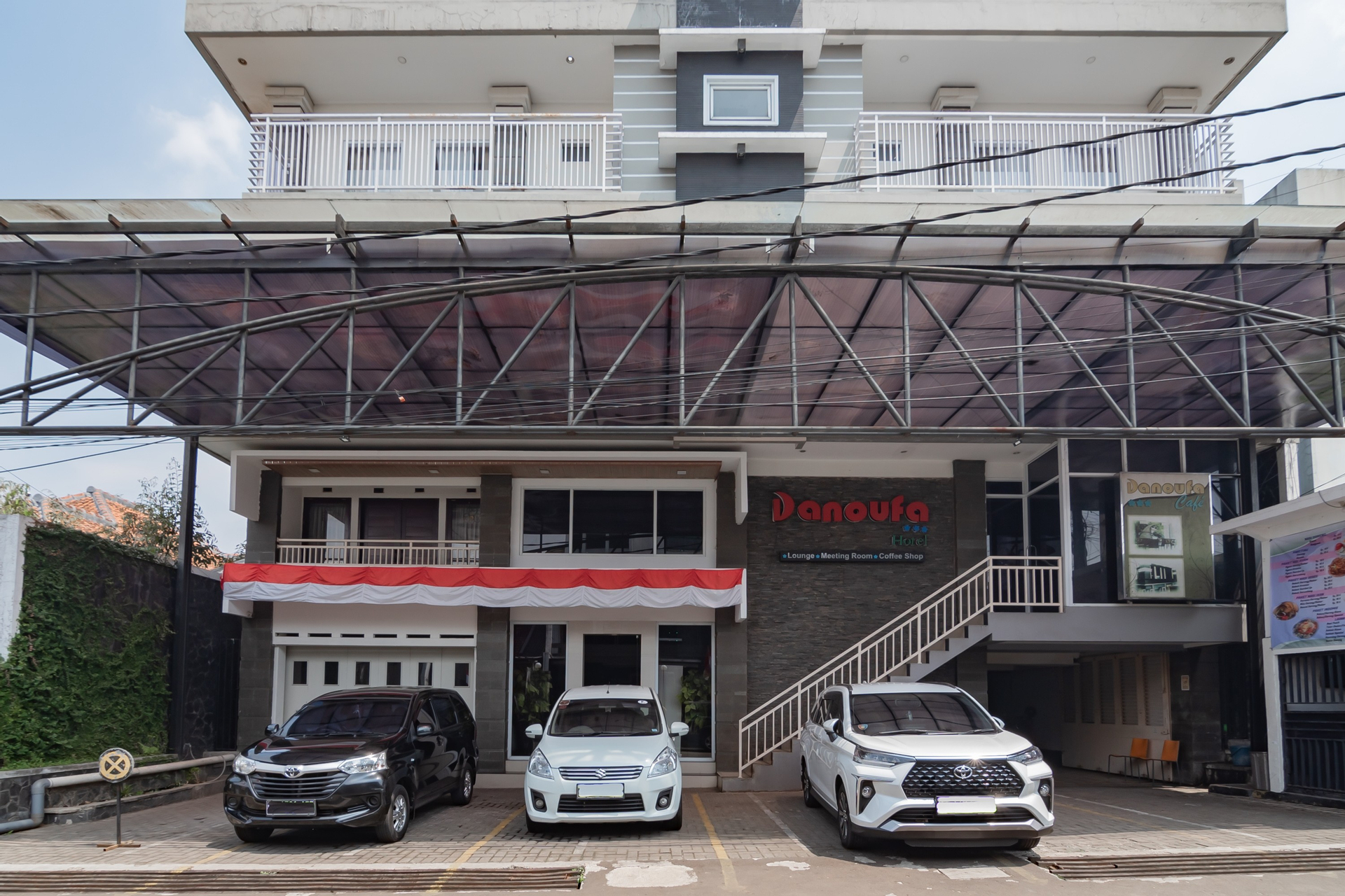 Exterior & Views 2, RedDoorz near Gedung Sate 2, Bandung