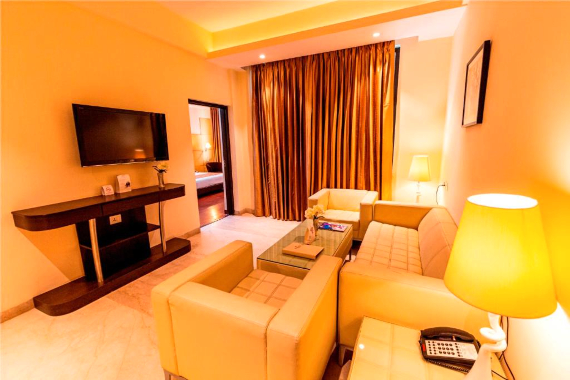 Living Area 6