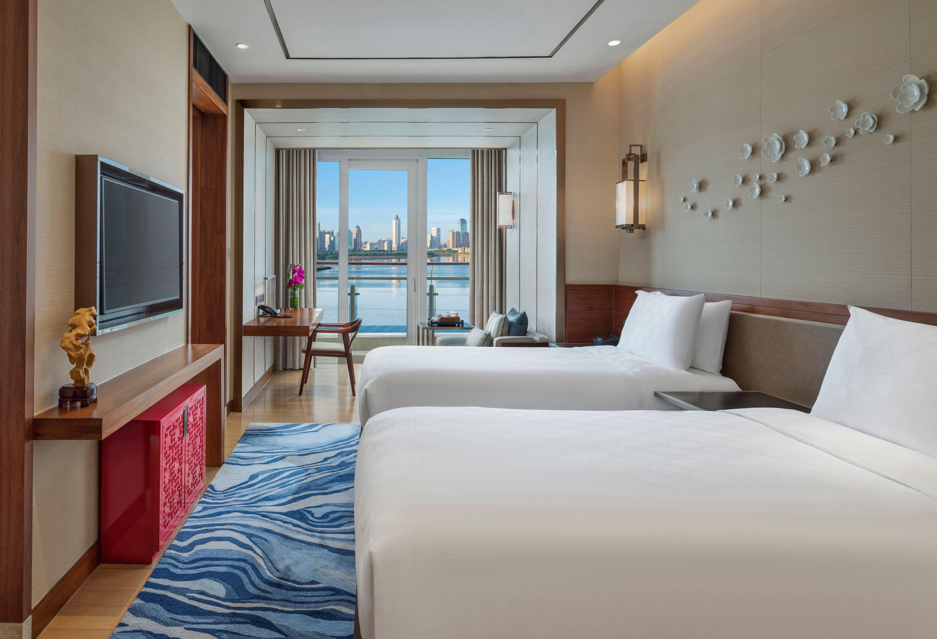 2Twin Beds Premium Sea Vw Lounge Access