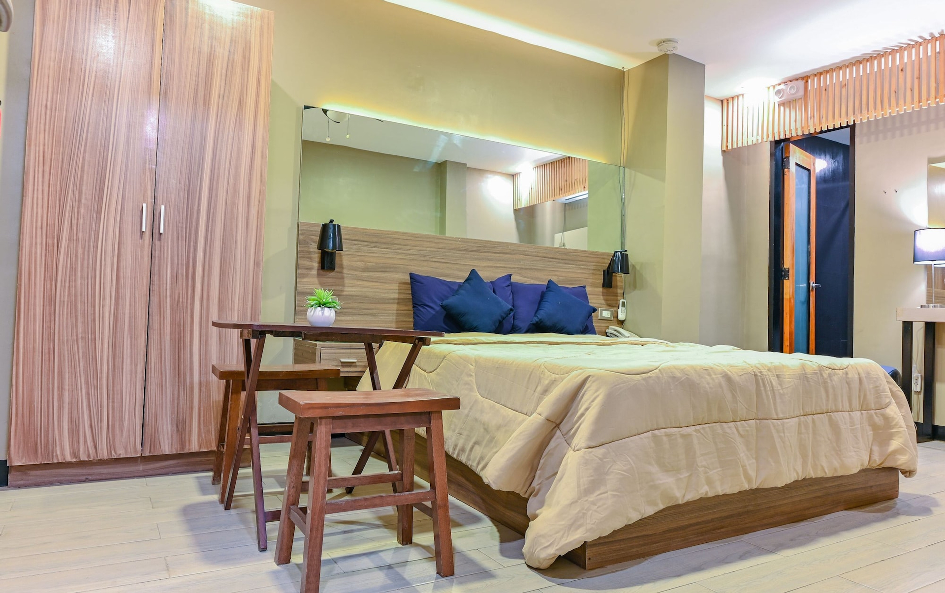 Bedroom 3, Capital O 890 Nami Hotel Tagaytay, Tagaytay City