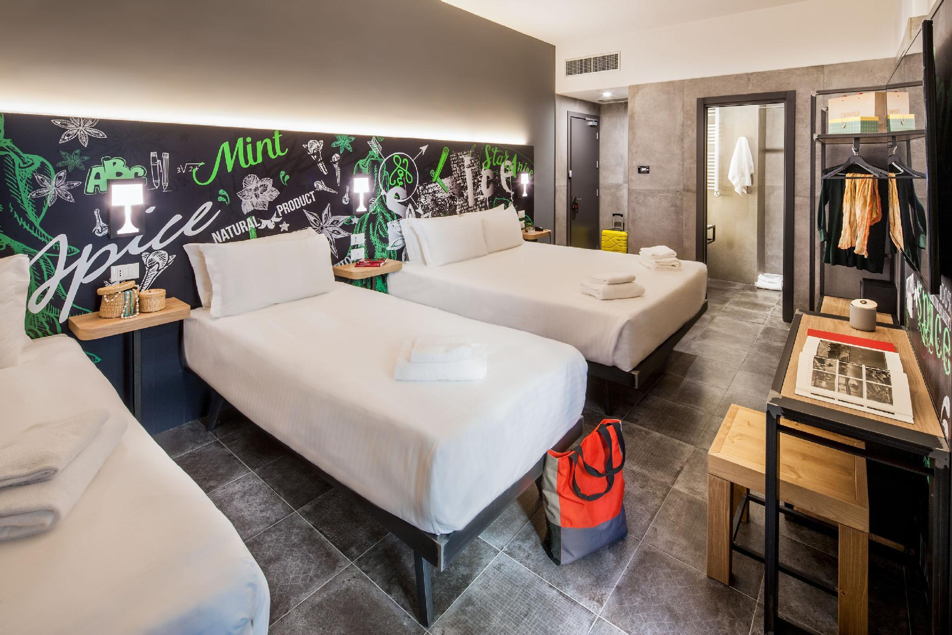 Bedroom 3, Spice Hotel, Milano