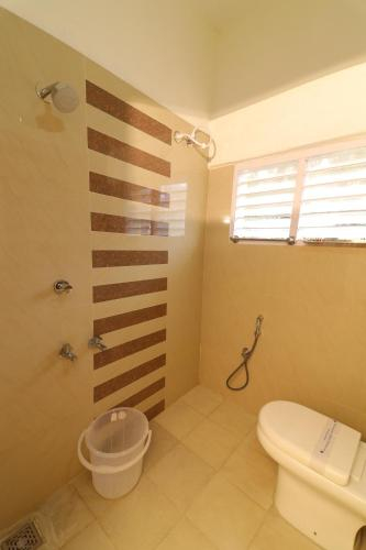 Bathroom 3, La Smart stays, Kanniyakumari