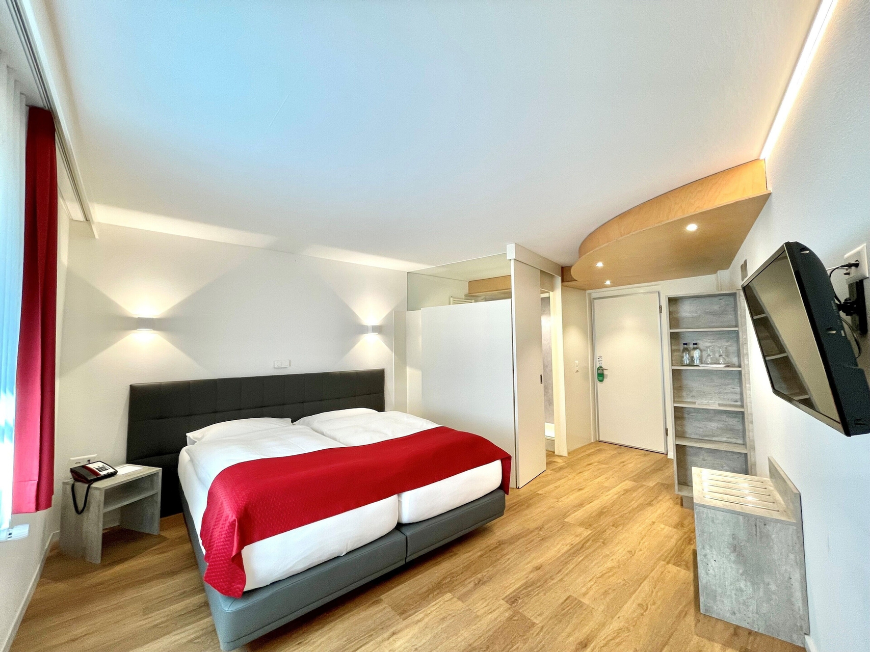 Bedroom 1, Hotel Balsthal, Thal