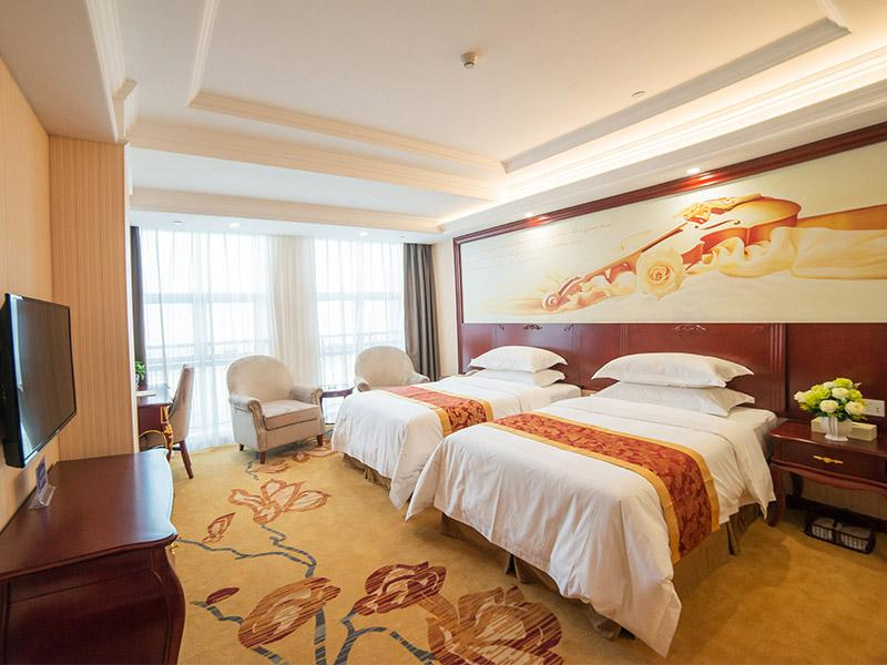 Bedroom 2, Vienna Hotel Zhejiang Huzhou Changxing Mingzhu Road, Huzhou
