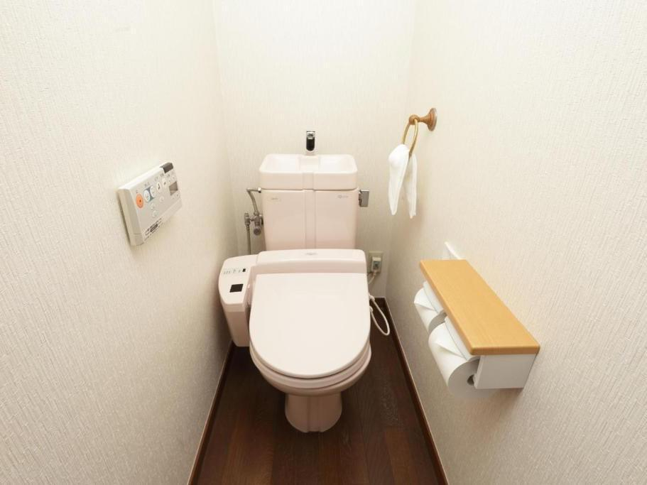 Bedroom 3, Kumegawa Wing Hotel, Higashimurayama