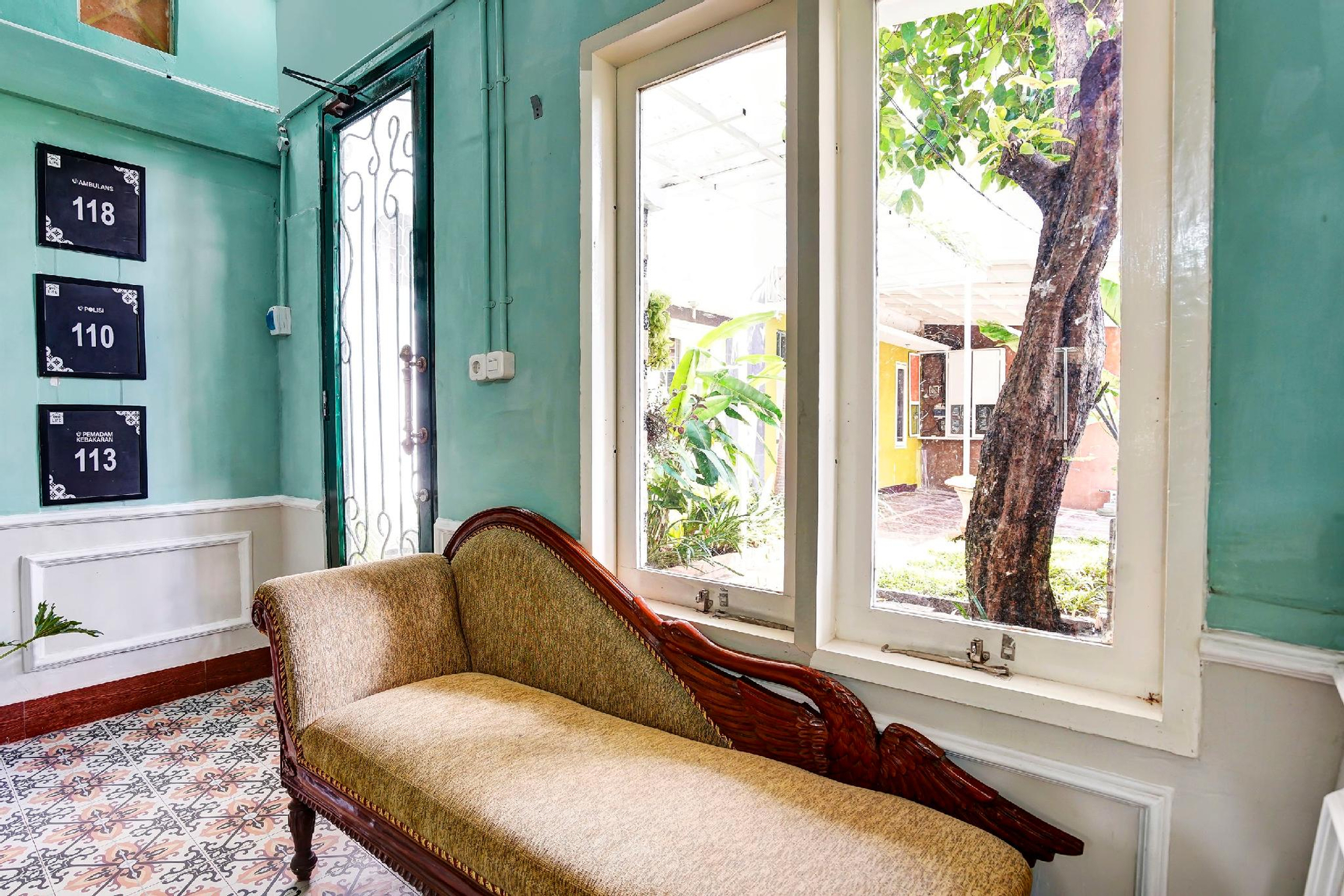 Lobby 3, OYO 2929 Kost Sofie Syariah, Surabaya