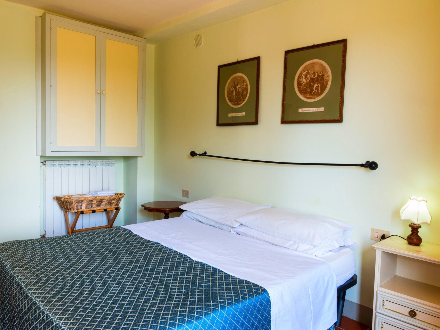 Bedroom 1, Cozy apartment in Tuscan farmhouse with pool and spa, Pistoia