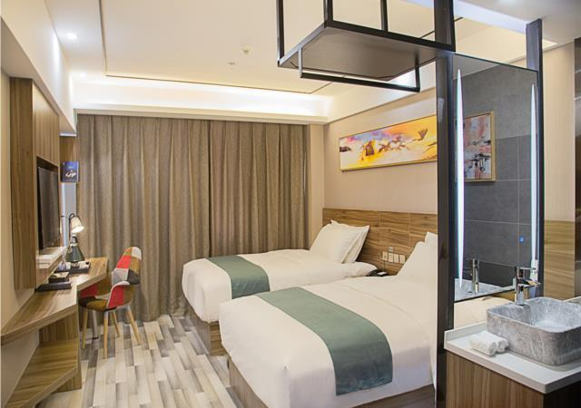 Bedroom 2, Borrman Hotel Zhenjiang Dashikou Suning Plaza, Zhenjiang