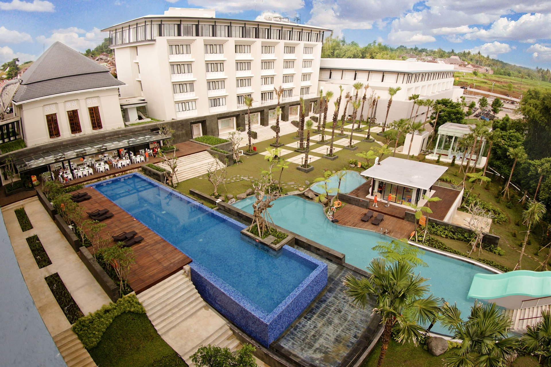 Exterior & Views 3, HARRIS Hotel & Conventions Malang, Malang