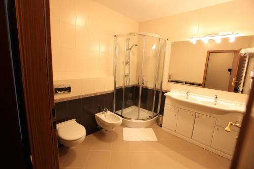 Bathroom 5, Hotel Janusz, Siedlce City