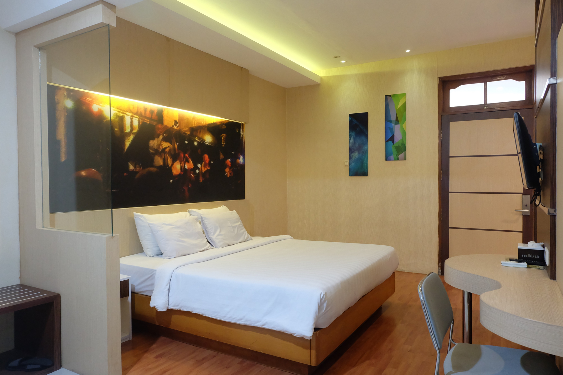 Bed 32