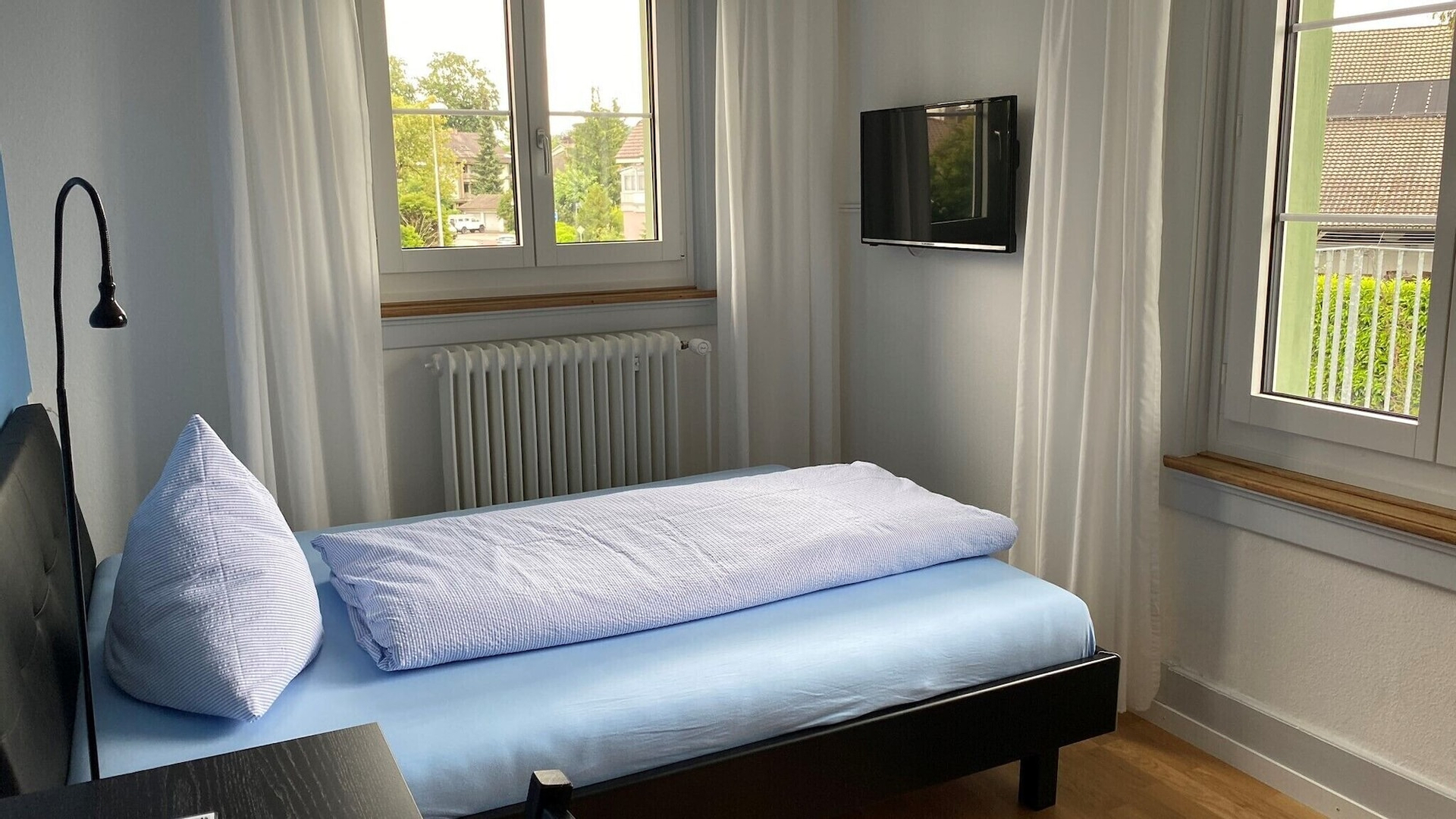 Bedroom 1, BnB Hopfengrün Langenthal, Aarwangen