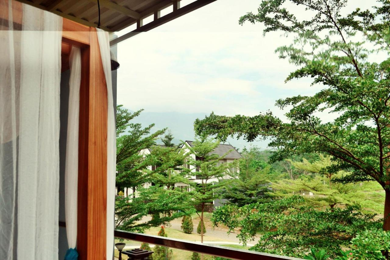 Exterior & Views 3, Vie De Quai Villas, Pasuruan