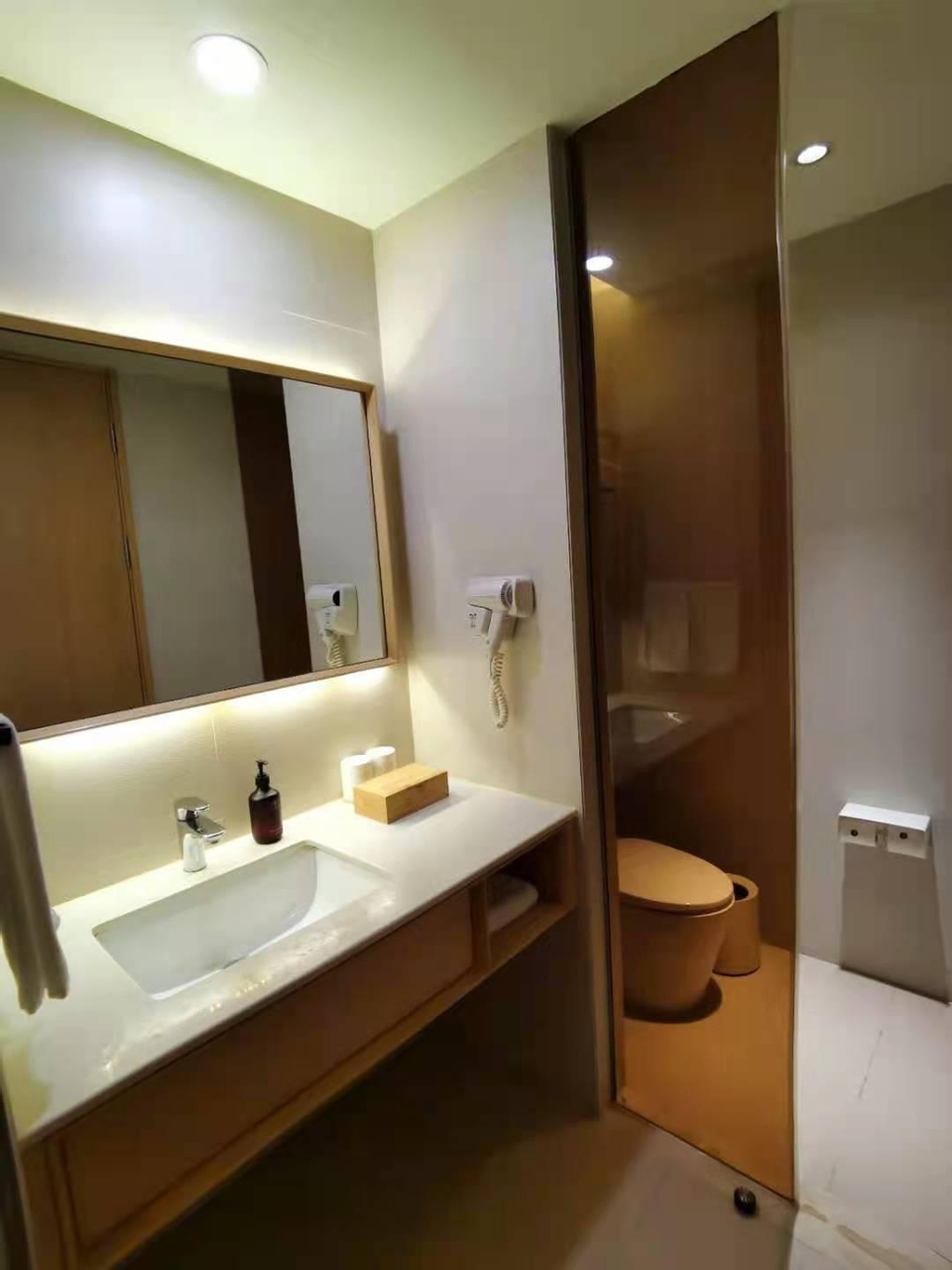 Room 6