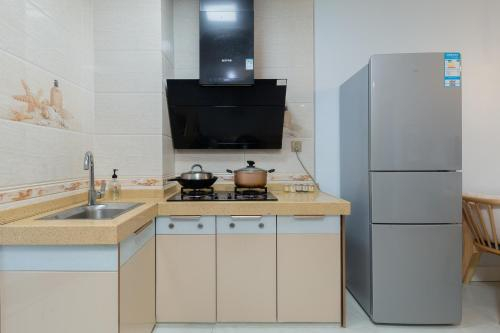 3, Locals Apartment Inn 04, Haikou