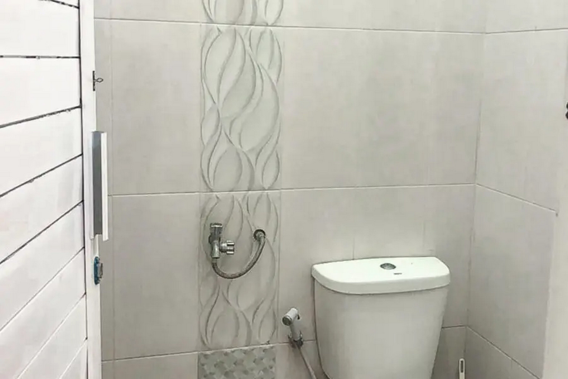 Bedroom 5, KoolKost Female Syariah near Suncity Mall Madiun (Minimum Stay 30 Nights), Madiun