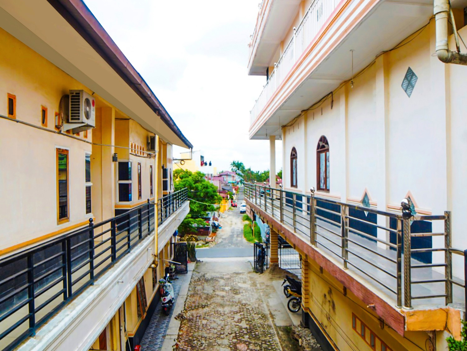 Exterior & Views, OYO 91647 Sanina Residence, Pematangsiantar