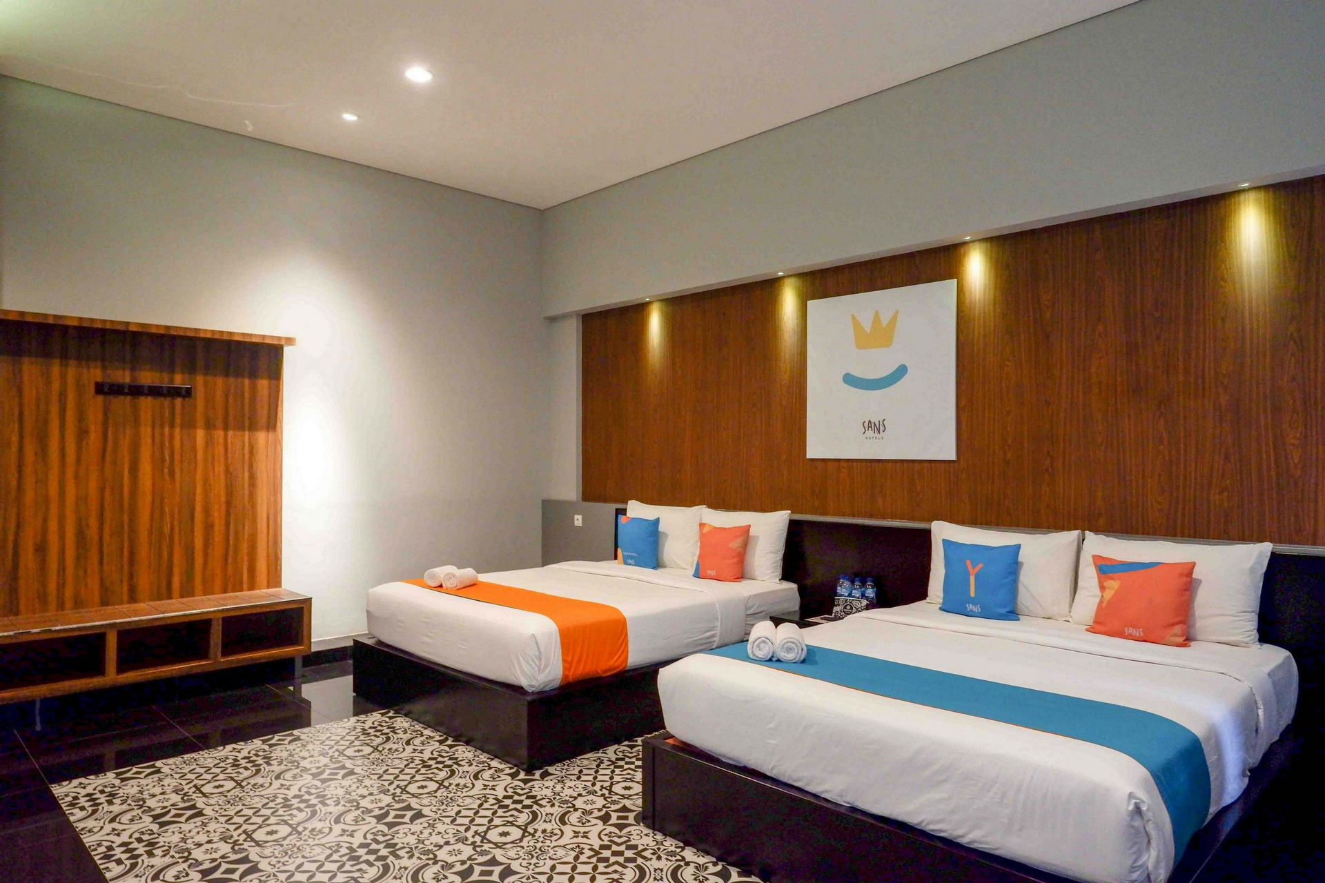 Bedroom 2, Sans Hotel Empress Simpang Lima, Semarang