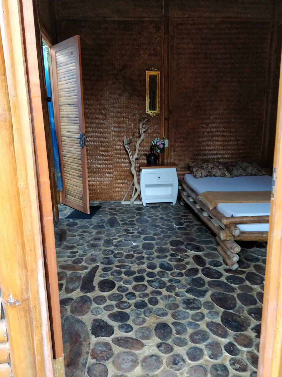Bed 2