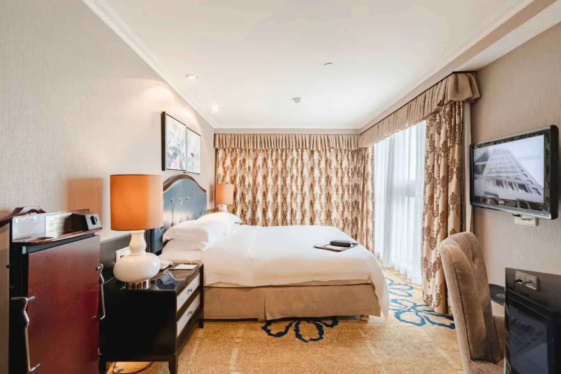 Bed 10