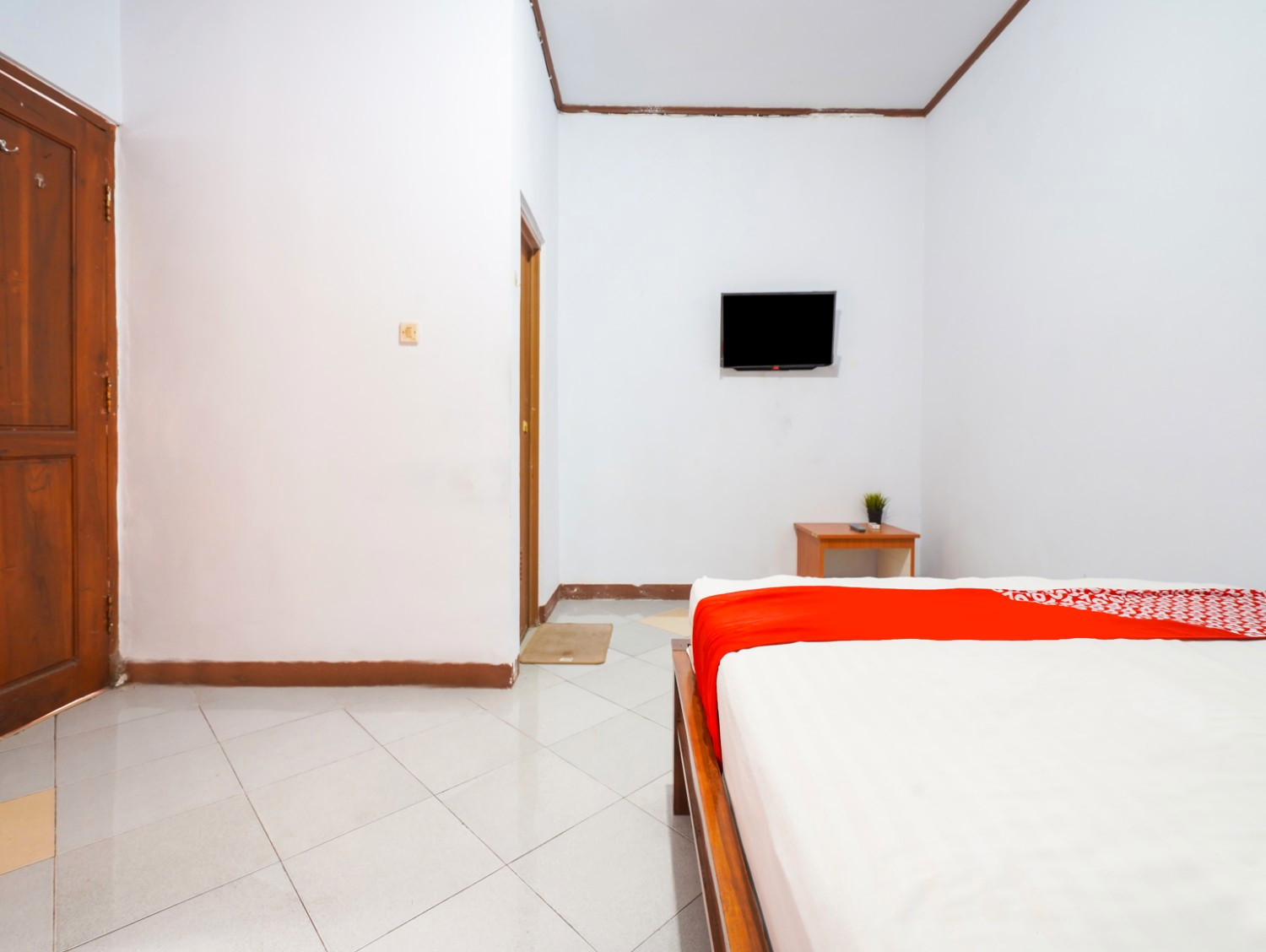 Bed 8