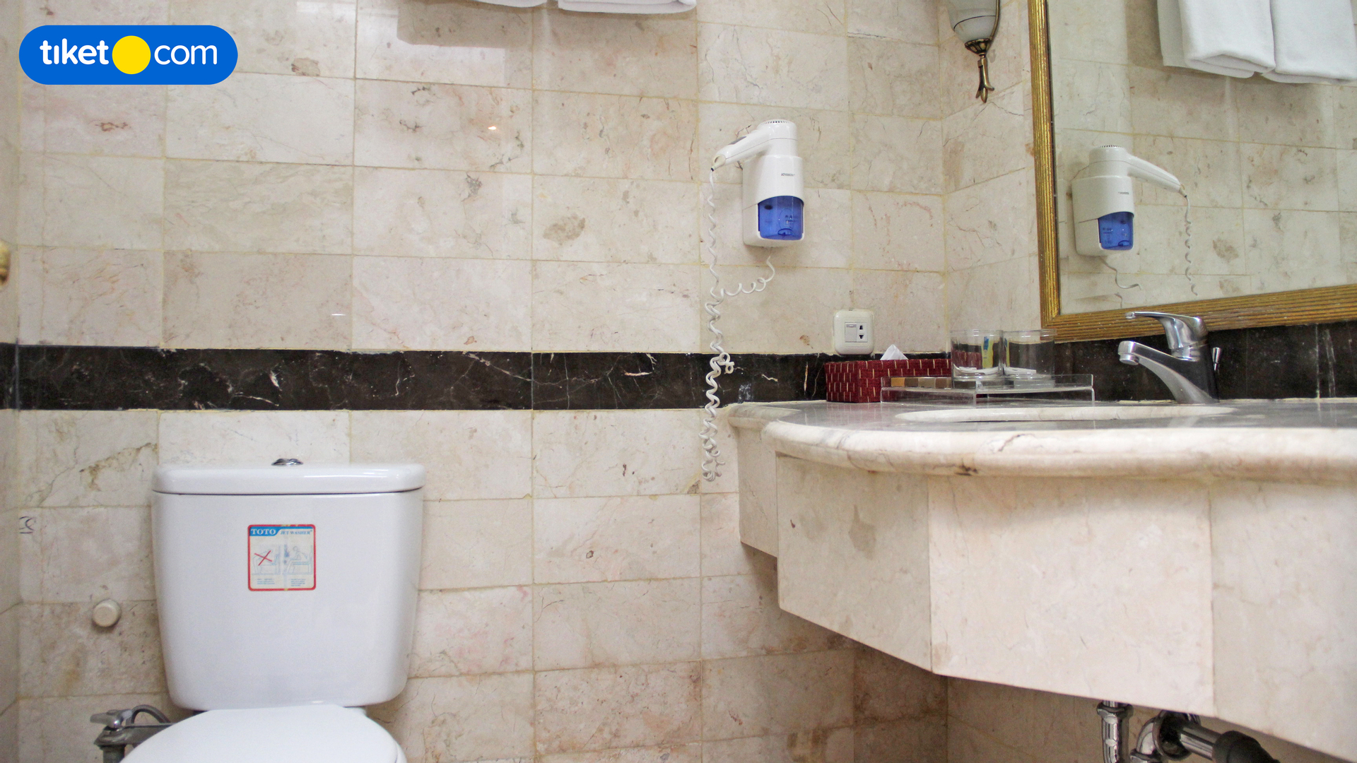 Bathroom 4
