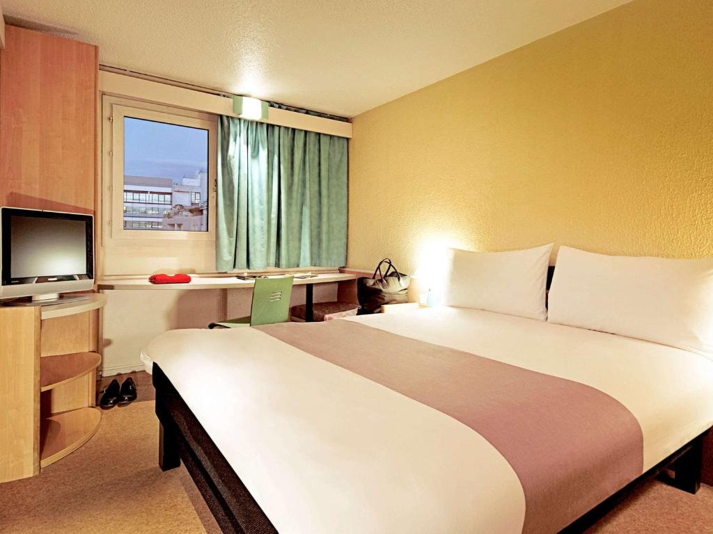 Kamar dengan Ranjang Double