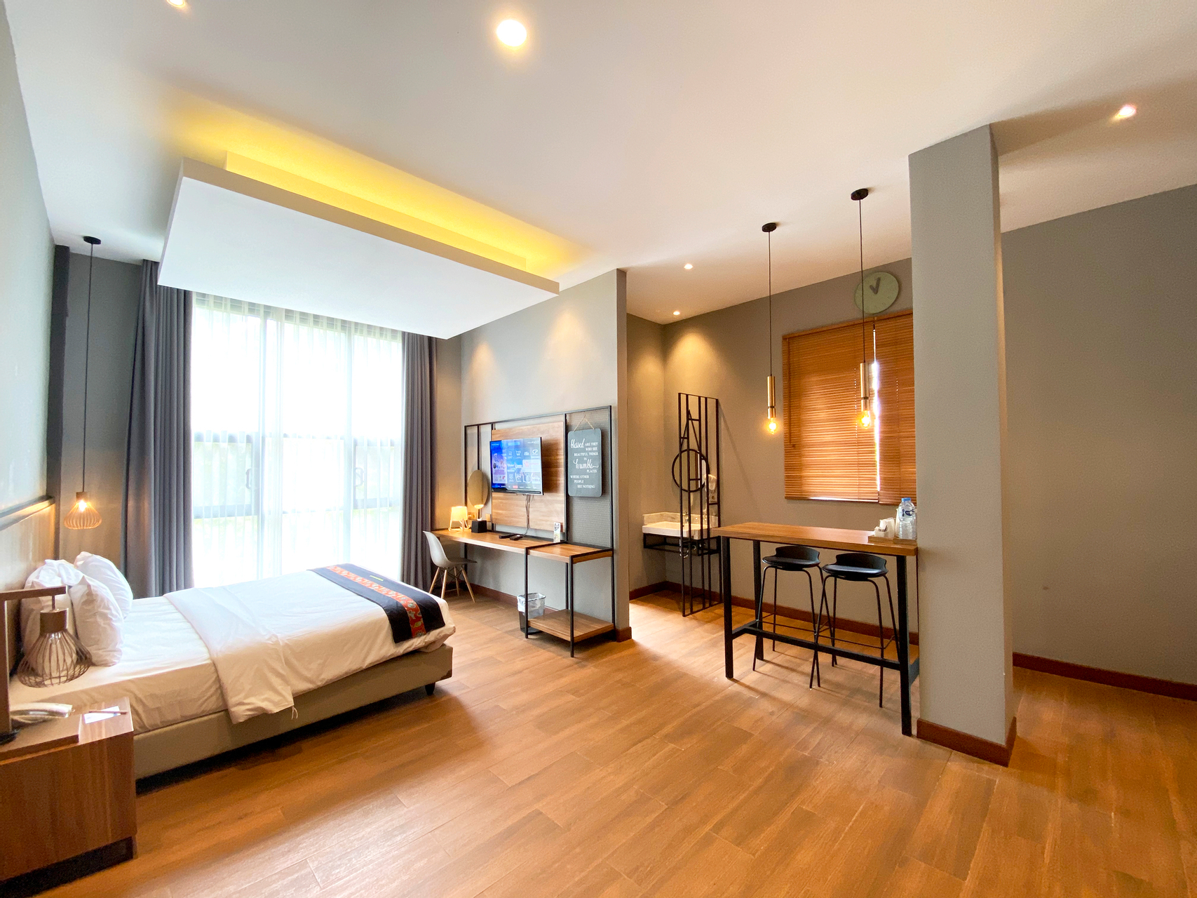 Bed 8
