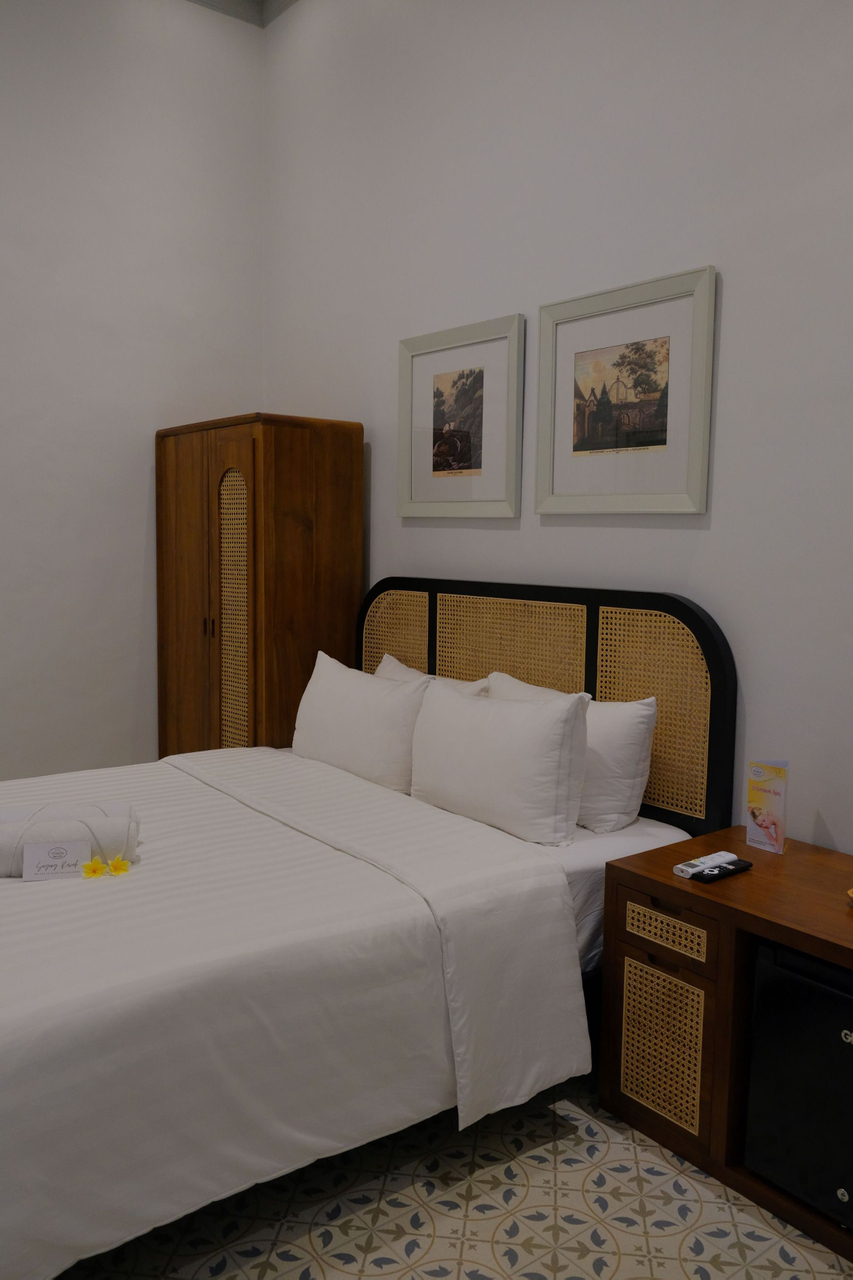 Bed 33