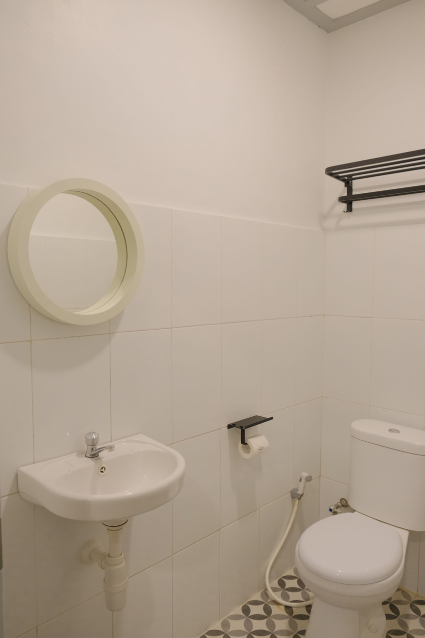 Bathroom 11