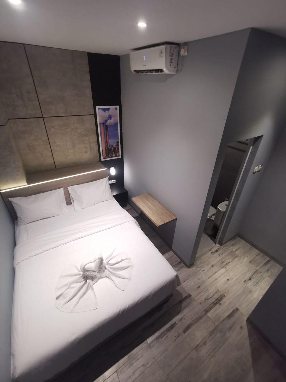 Kamar Deluks Queen