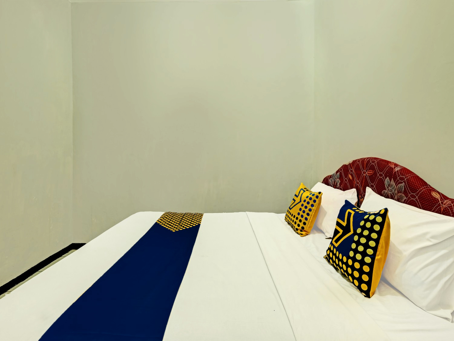 Bed 8