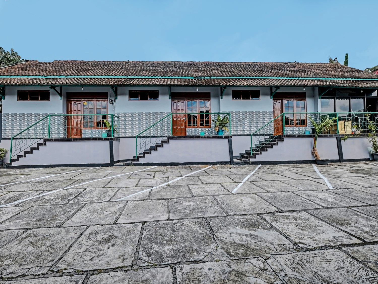 Exterior & Views 2, SPOT ON 91715 Hotel Citra Dewi 1, Semarang