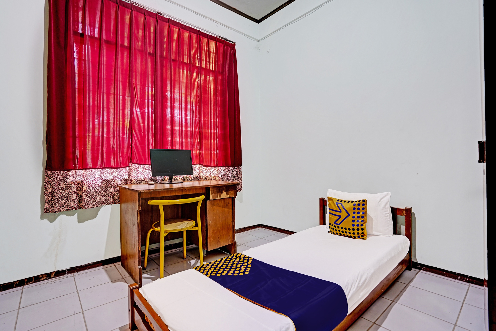 Bedroom 3, SPOT ON 91524 Victory Homestay Syariah, Surabaya
