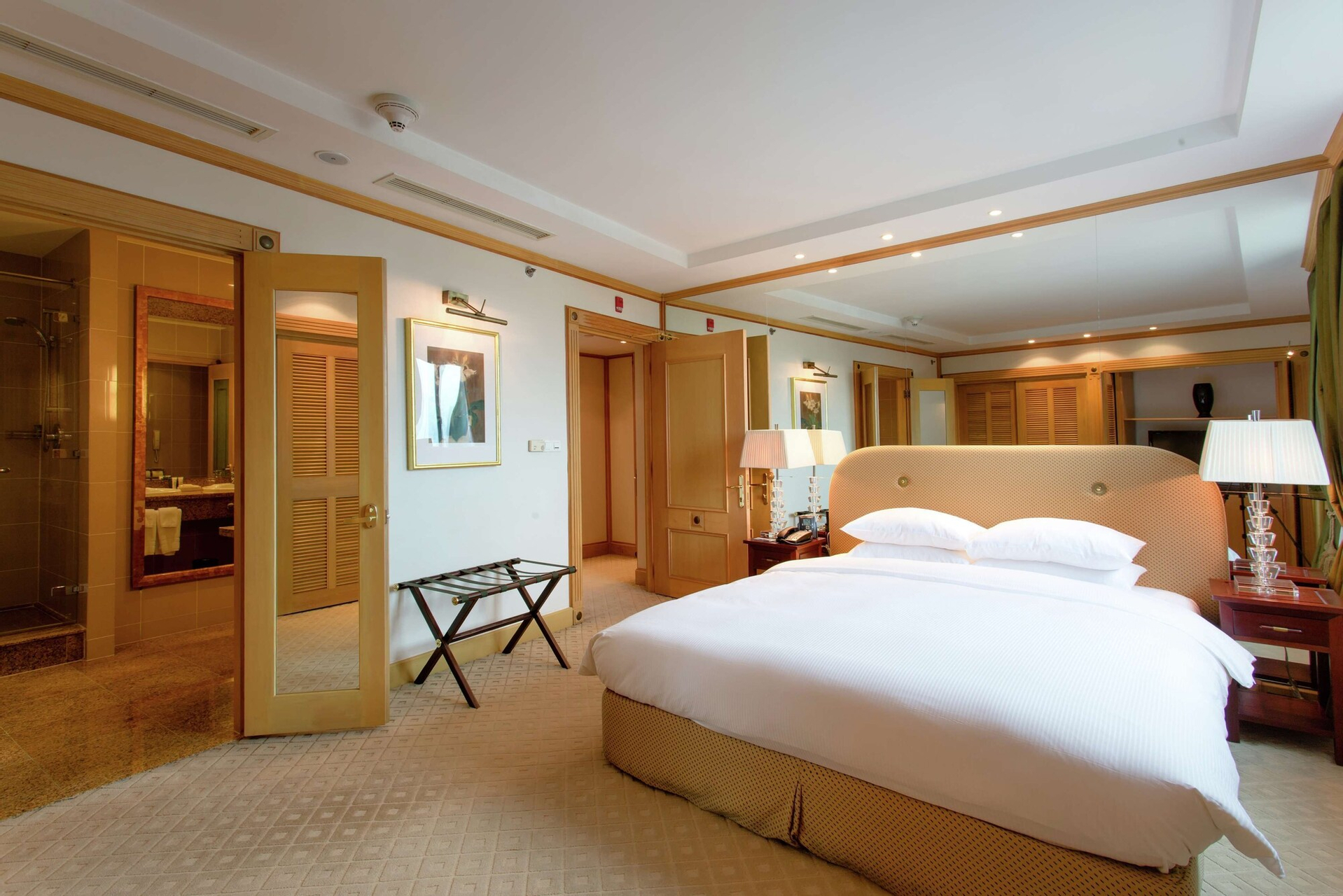 Bedroom 3, Hilton Hanoi Opera, Hoàn Kiếm